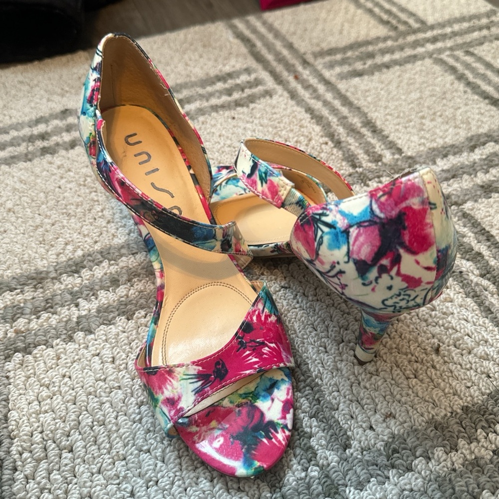 UNISA Floral Heels! 💐💐